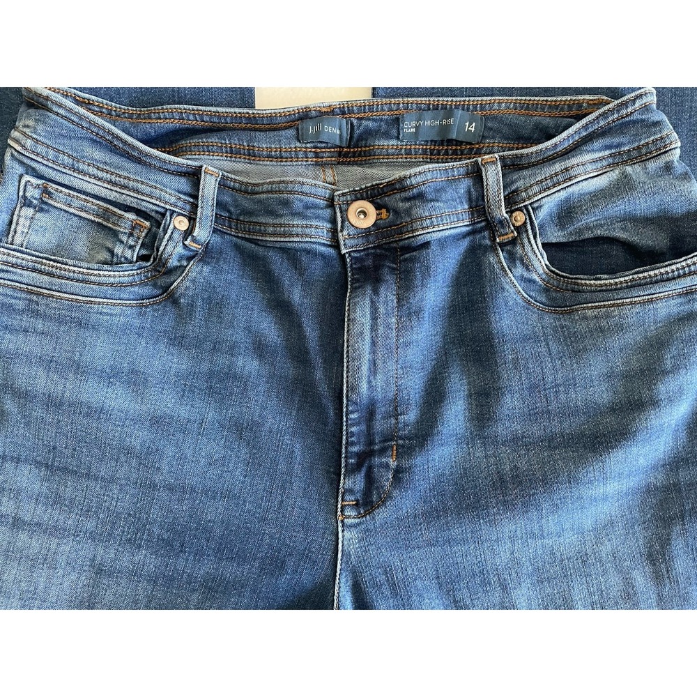 J.Jill Curvy High Rise Flare Jeans Size 14 Blue Stretch Denim Capsule Wardrobe - Picture 9 of 10